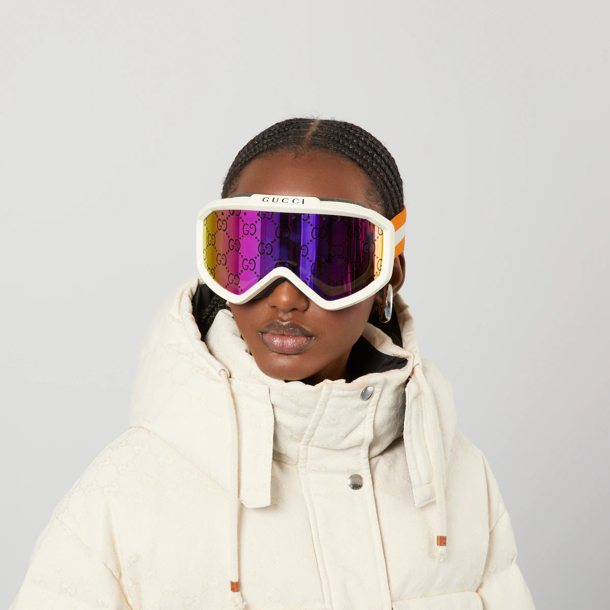 GG1210S-002 99 IVORY ORANGE PINK