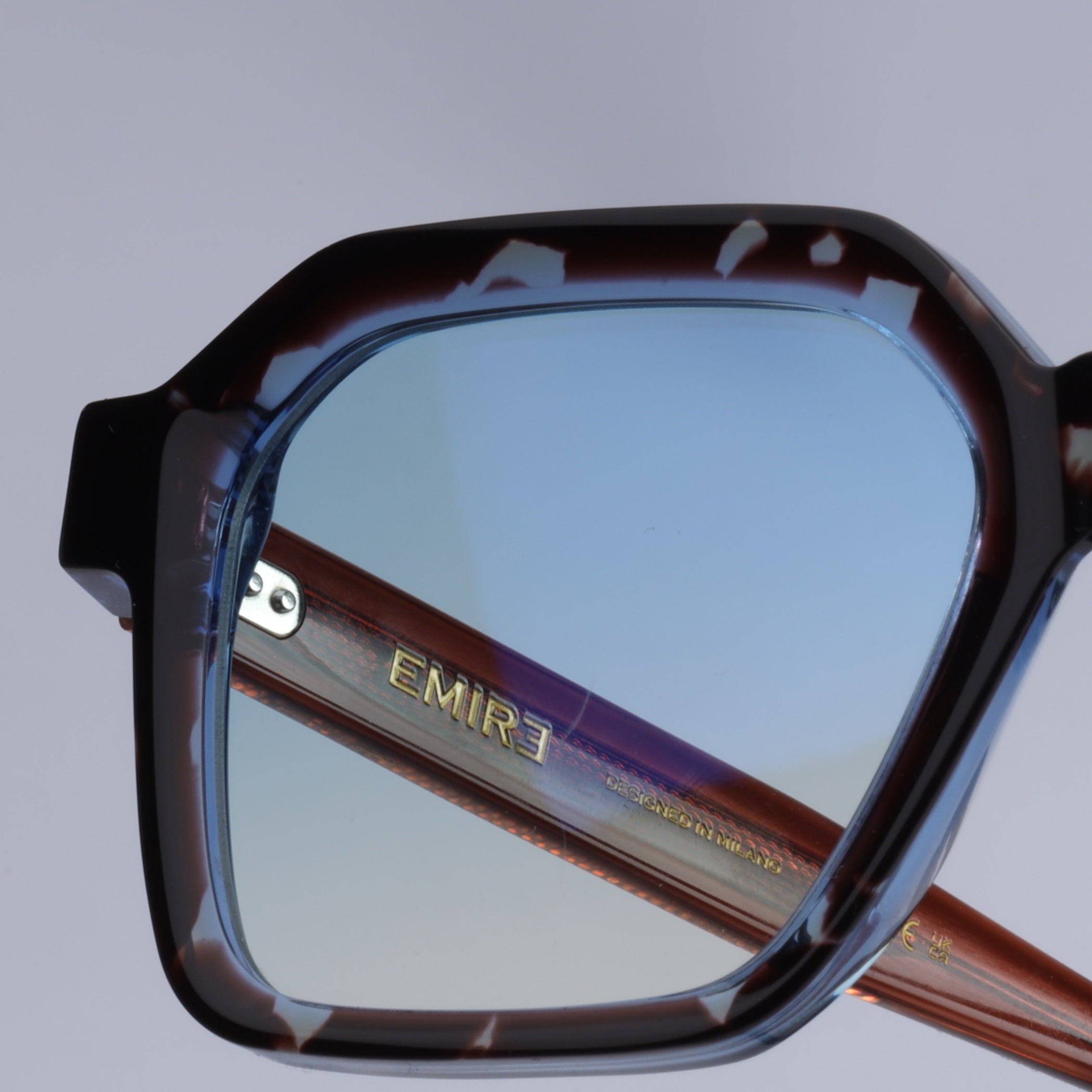 EM0102 C3