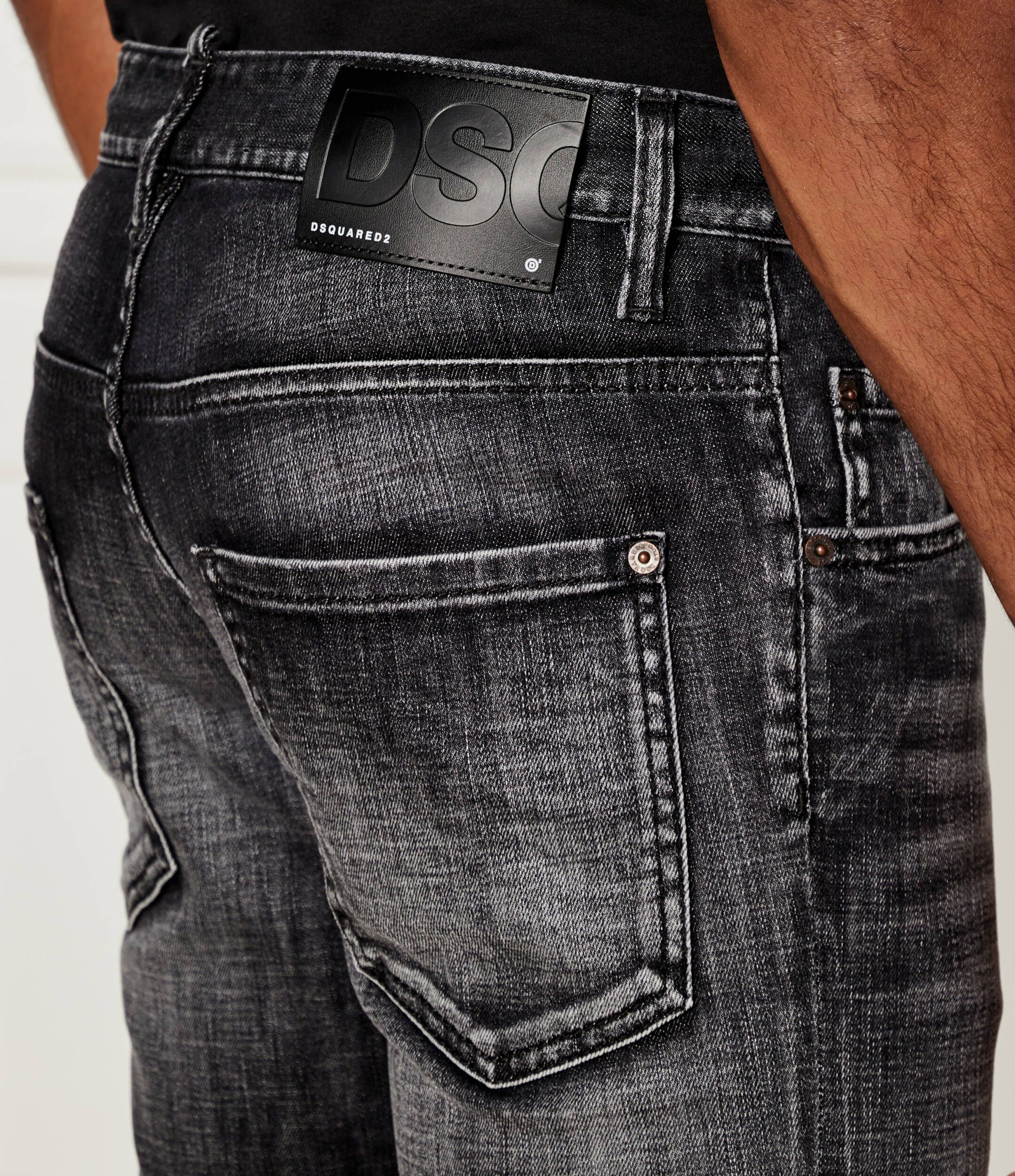 JEAN DSQUARED NOIR SKATER