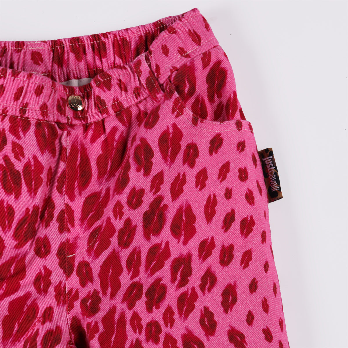 Jean Kisses Uvalli Cavalli