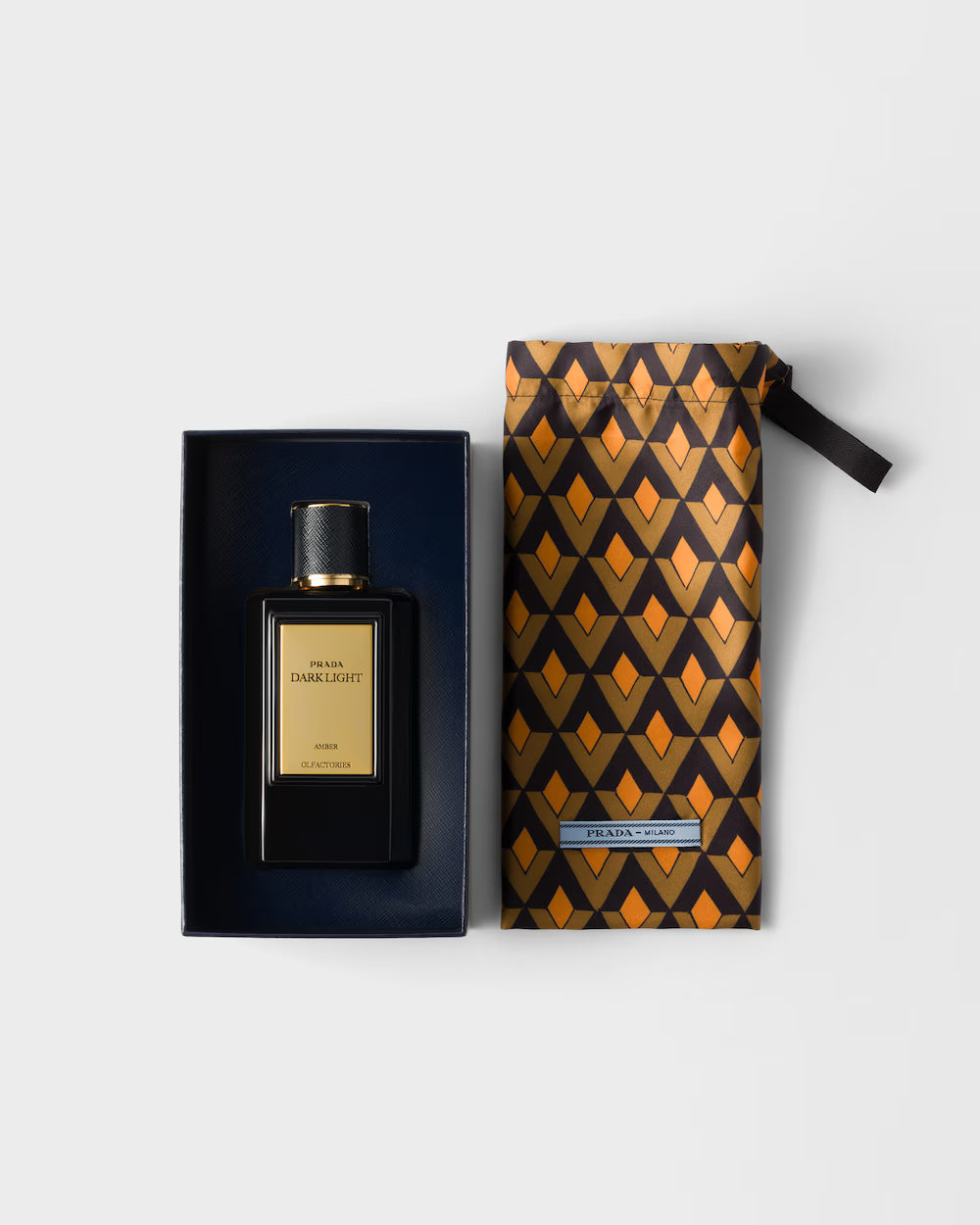 Parfums Prada Dark Light maison prado 012