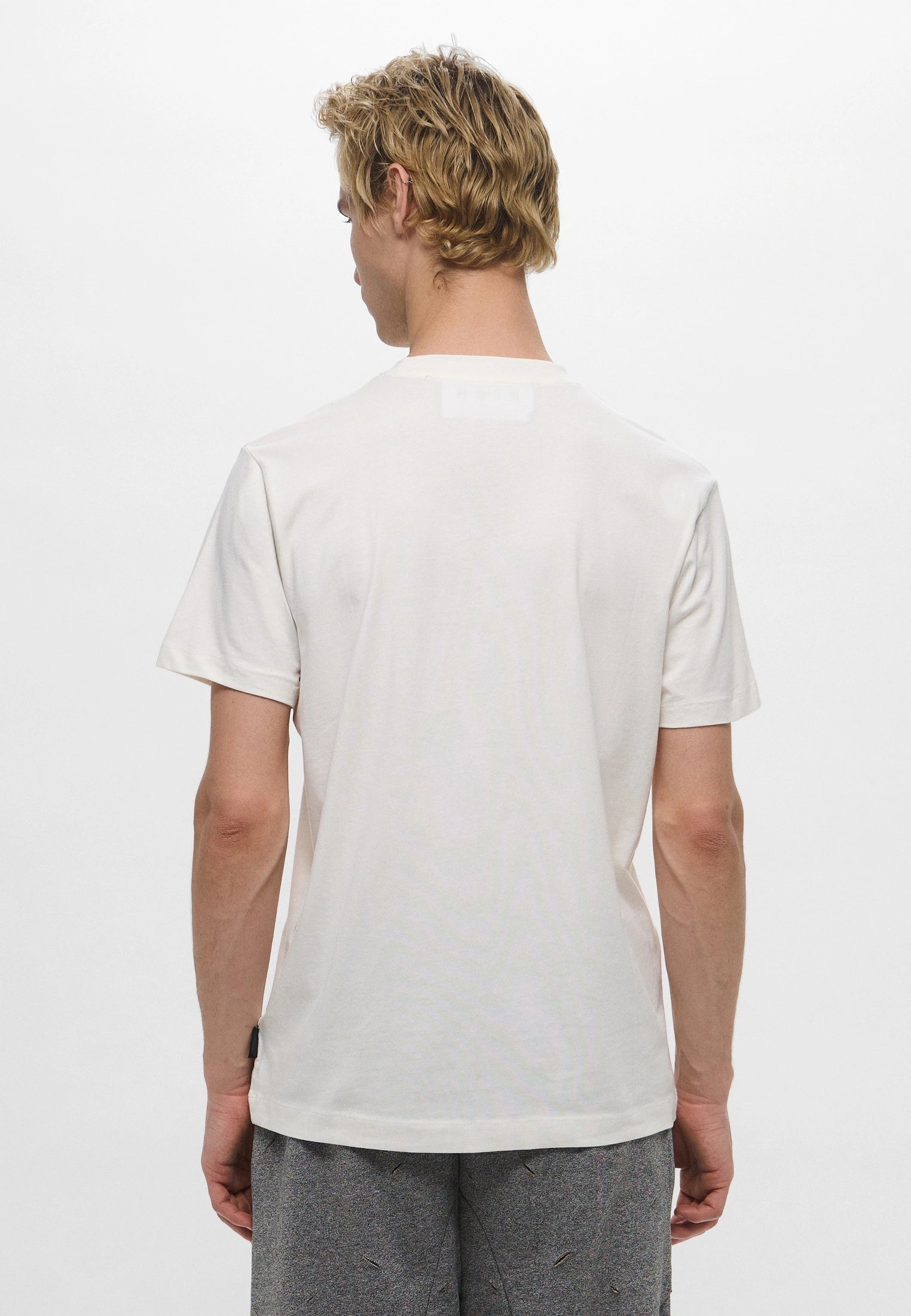 T-SHIRT HANDRIK