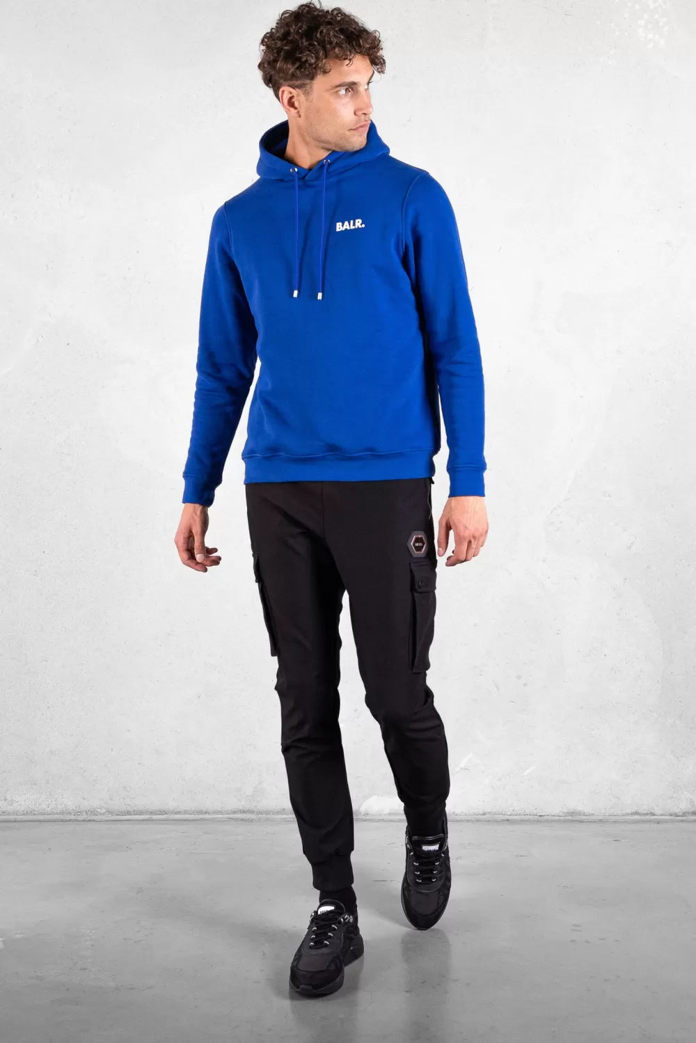 Sweat à capuche droit avec petit logo