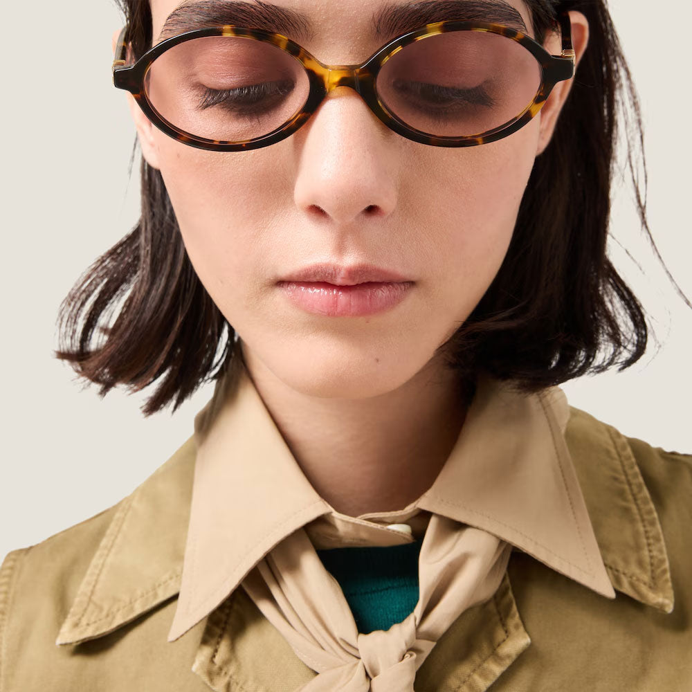 Lunettes de soleil Miu Regard