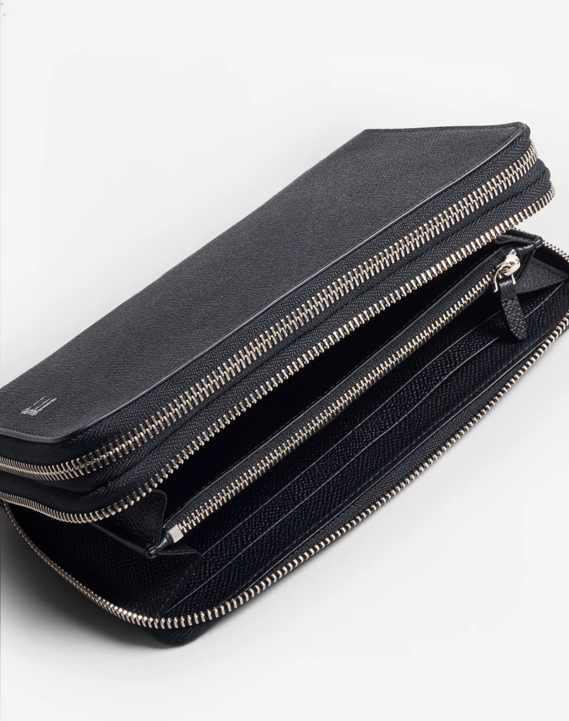 DUNHIL CADOGAN ORGANIZE