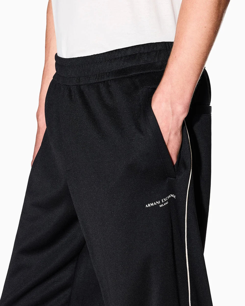 Contrast piping jogger pants