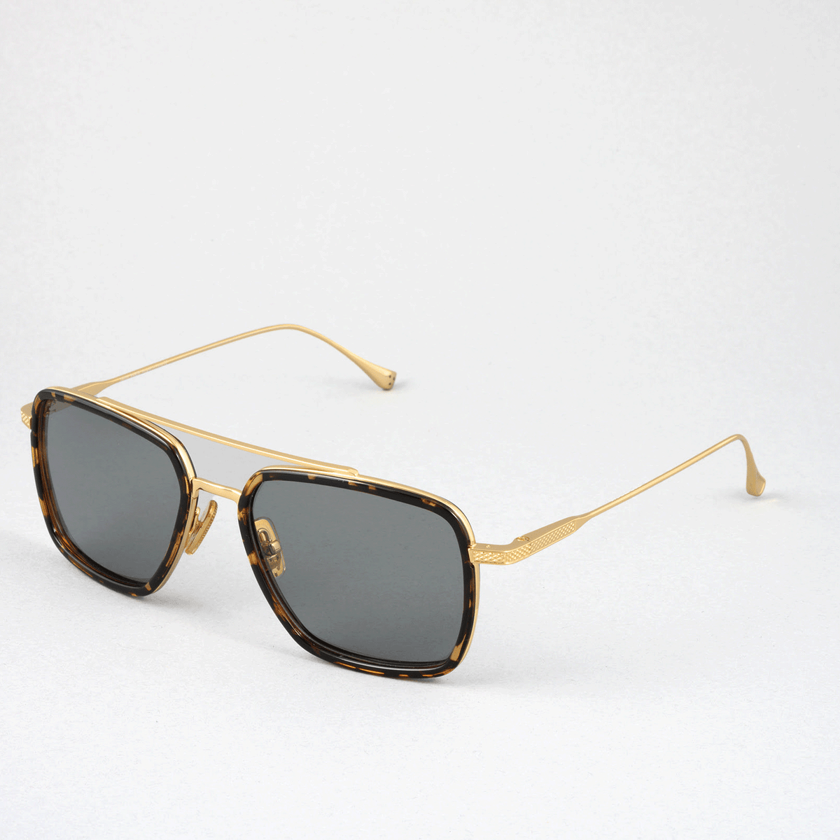 Lunettes de Soleil Iron Paris IRS42-001
