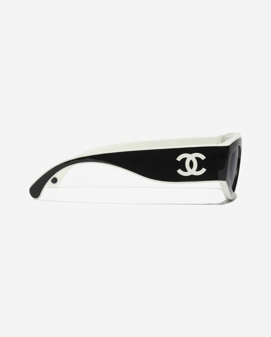 Lunette  Chanel œil-de-chat alger