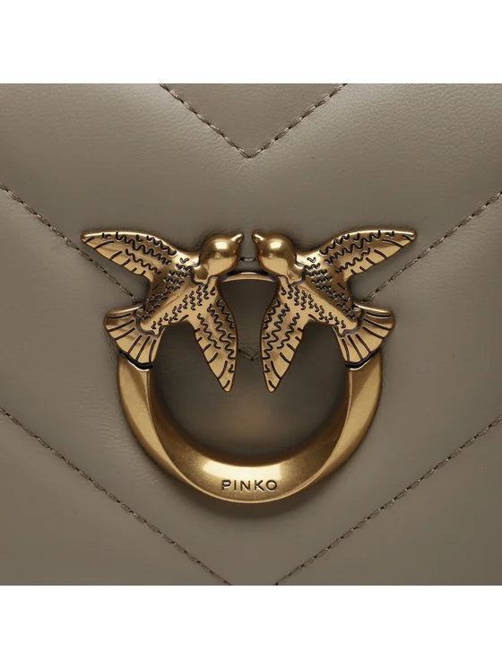 LOVE CLICK MINI SHEEP NAPPA BIG CHEVRON