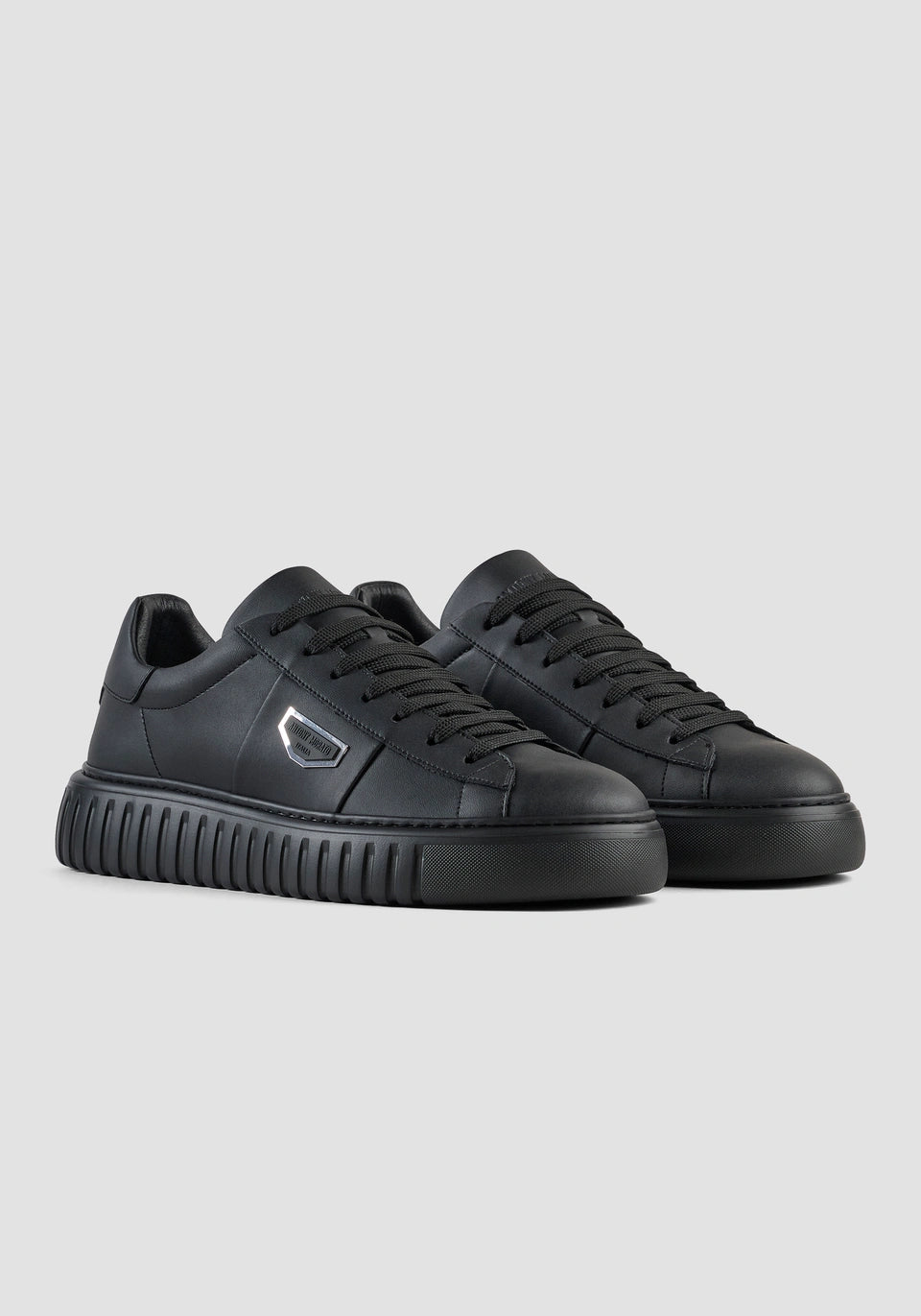 SNEAKER METAL « HOLT » EN CUIR