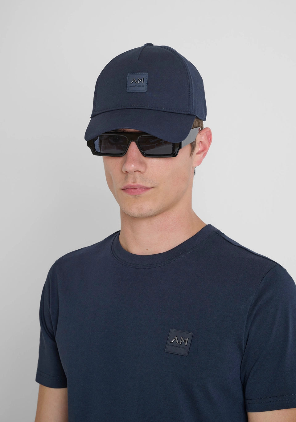 BASEBALL CAP WITH LOGO PATCH