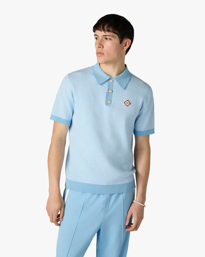 Polo à manches courtes bleu clair en maille à fines rayures