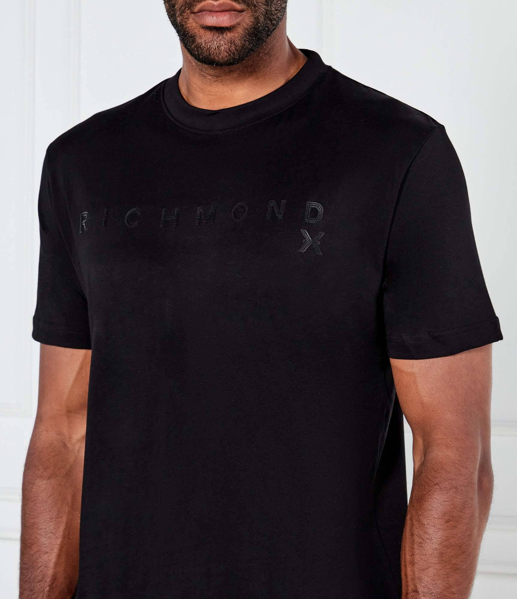 T-SHIRT PATUM
